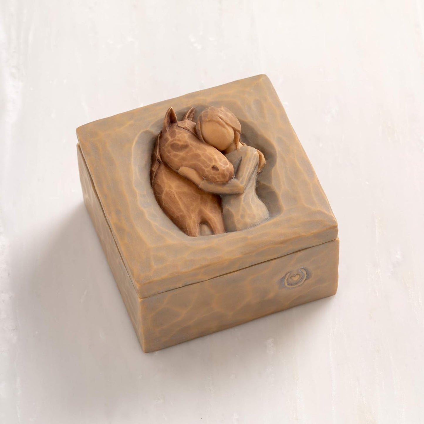 Whispers of Resilience: Hand-Painted Quiet Strength Keepsake Box. A Sculpted Tribute to Cherished Memories